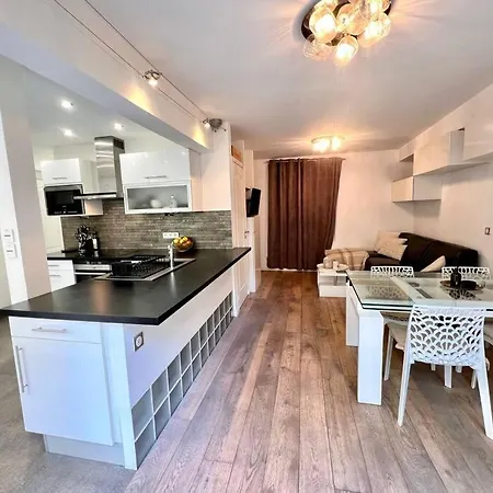 Champs-elysees - Arc De Triomphe - 2 Pieces - 4p